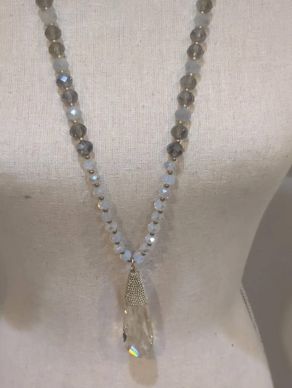 Crystal Teardrop Pendant Beaded Necklace - Clear and Gray